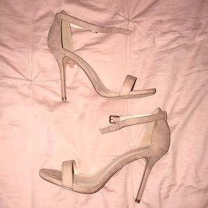NWOT Lulu’s Mauve 3” Heels